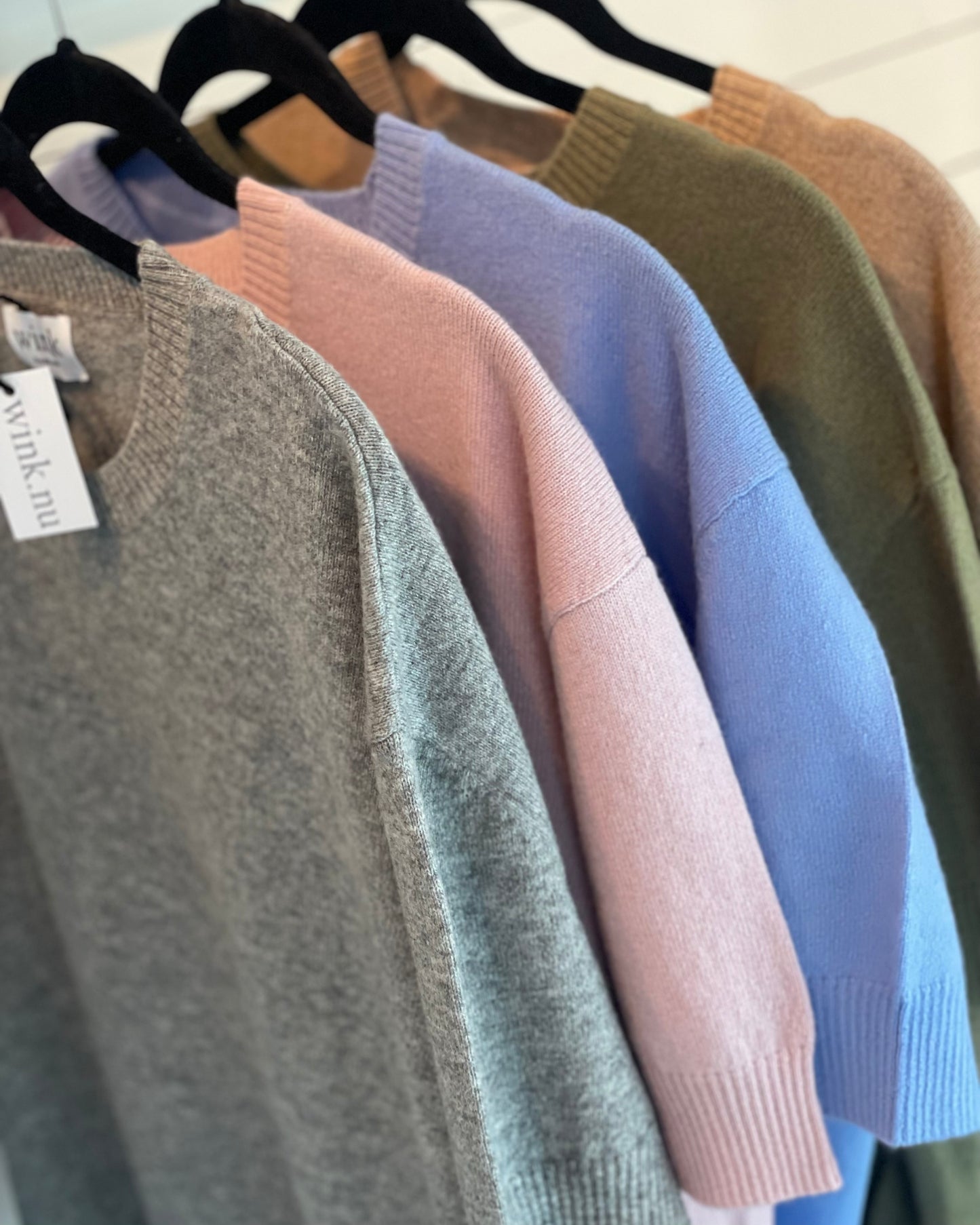 Molly O neck T-shirt