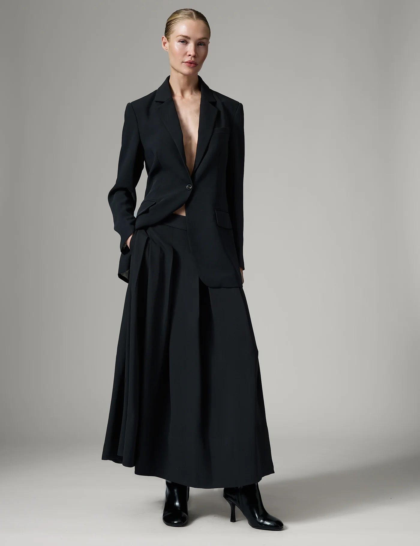 Chai Classic Gabardine Kjol
