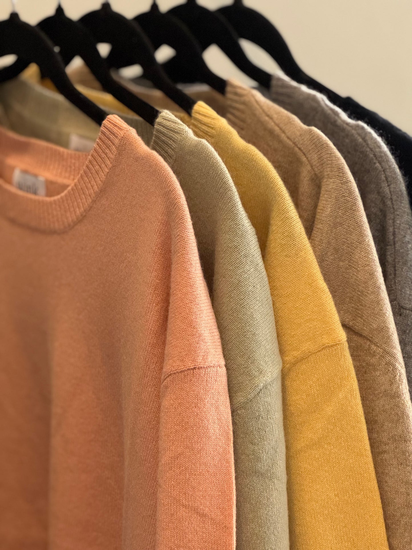 Molly O neck T-shirt