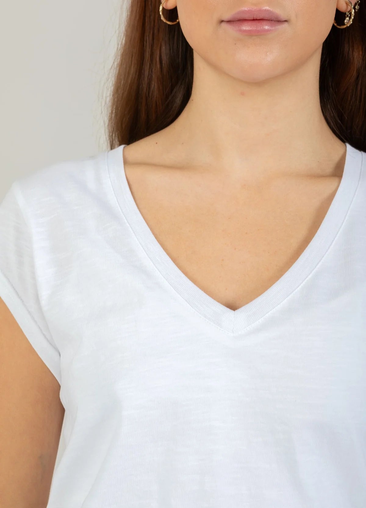 Basic V-neck T-shirt