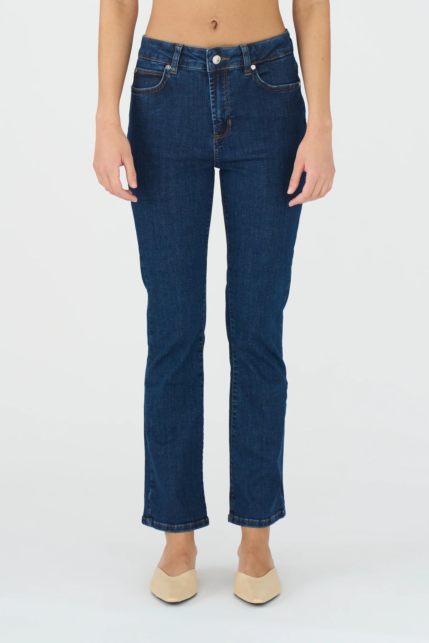 Johanna Kick Flare Jeans Wash Middark Nottingham