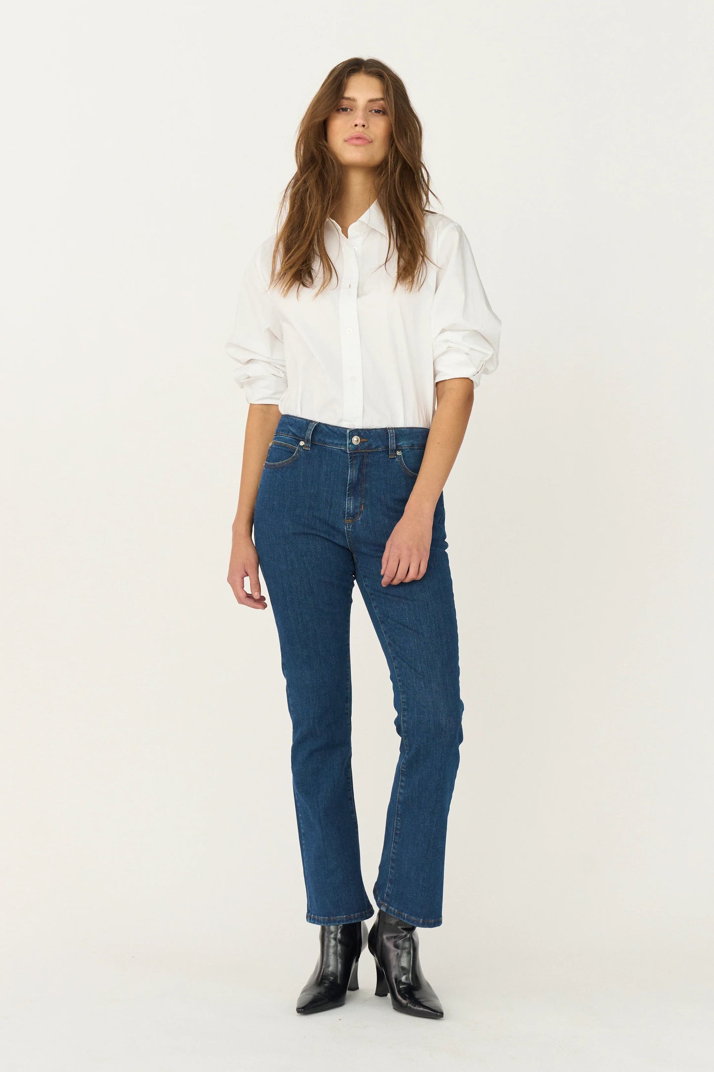 Johanna Kick Flare Jeans Wash Middark Nottingham
