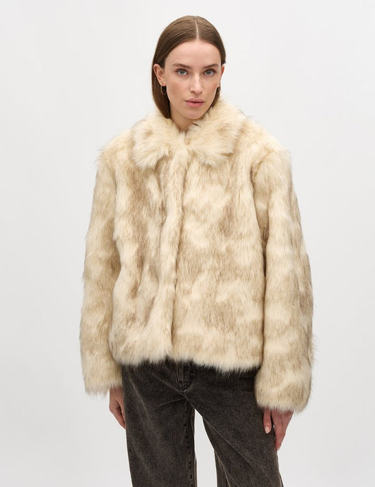 Corvia Faux Fur Jacka